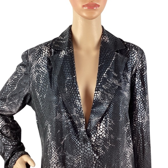 Misook Black Silver Snakeskin Print Liquid Satin Blazer Jacket Medium - Picture 2 of 7